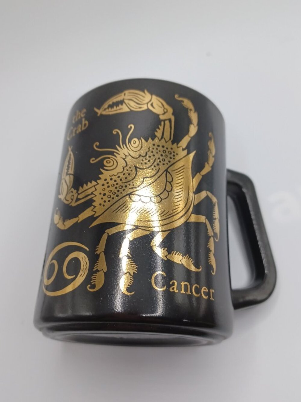Vintage Federal Milk Glass ZODIAC Sign Cancer Crab Black Gold Coffee Mug USA - Picture 4 of 8